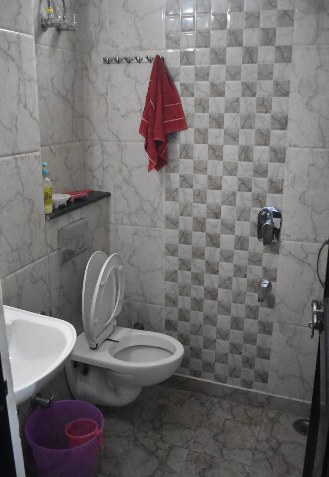 GUPTAS PG — photo 2