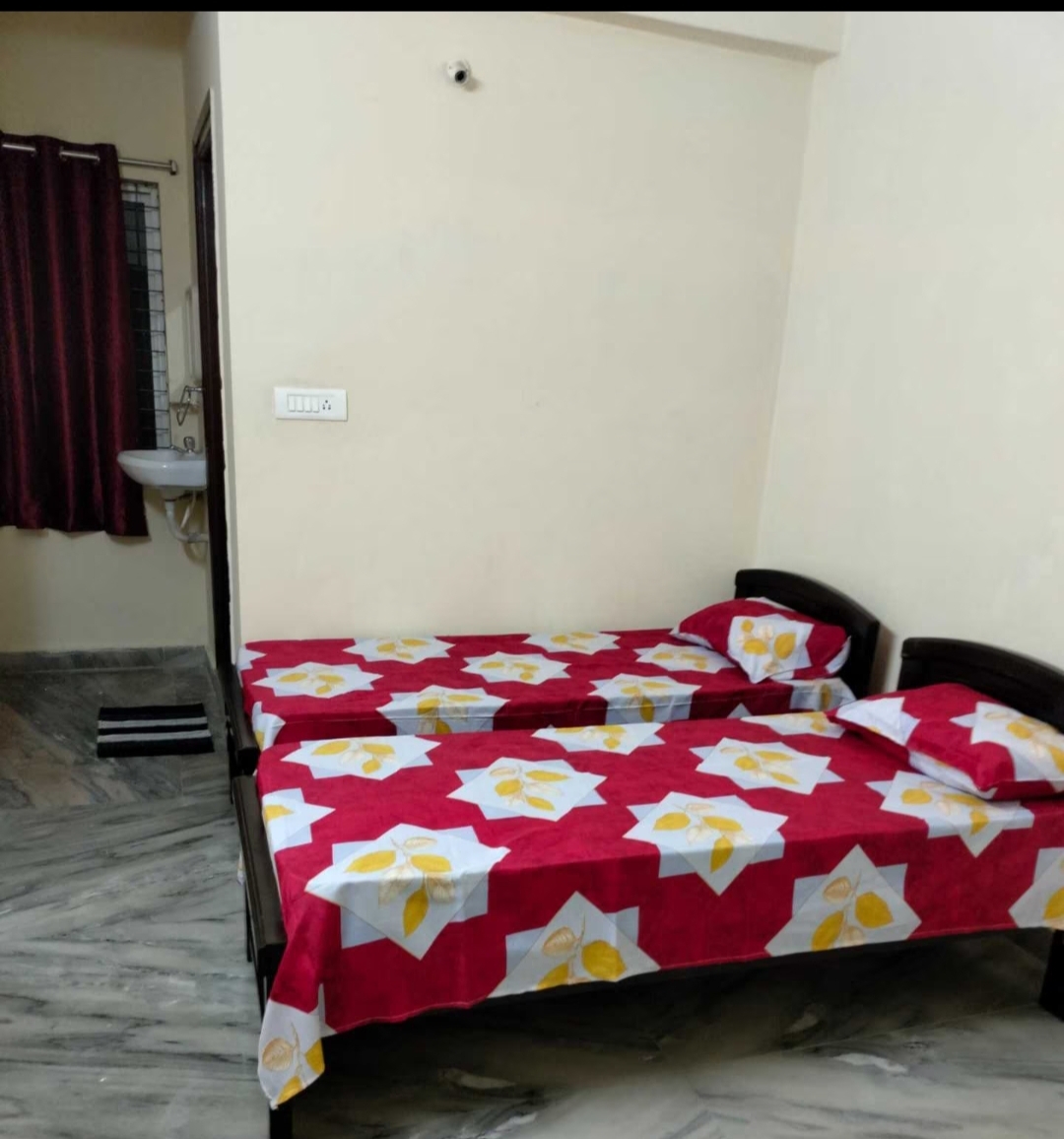 Blue Moon Executive Women's Hostel — photo 5