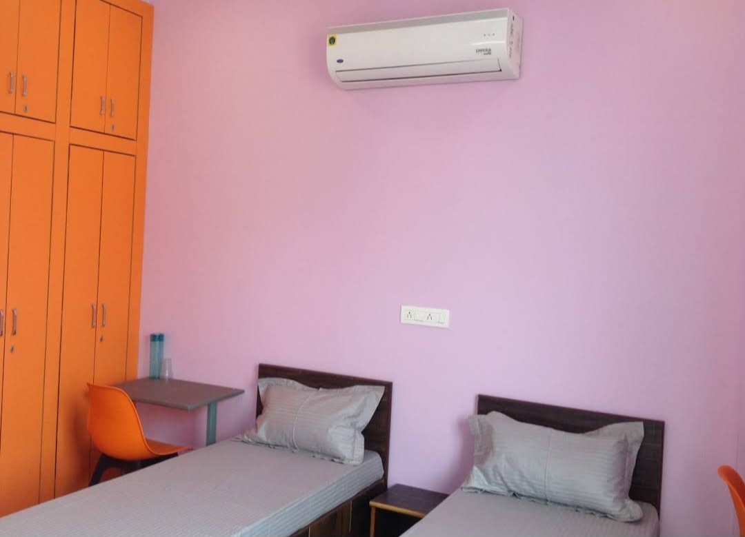 Homestel Girls Pg — photo 3