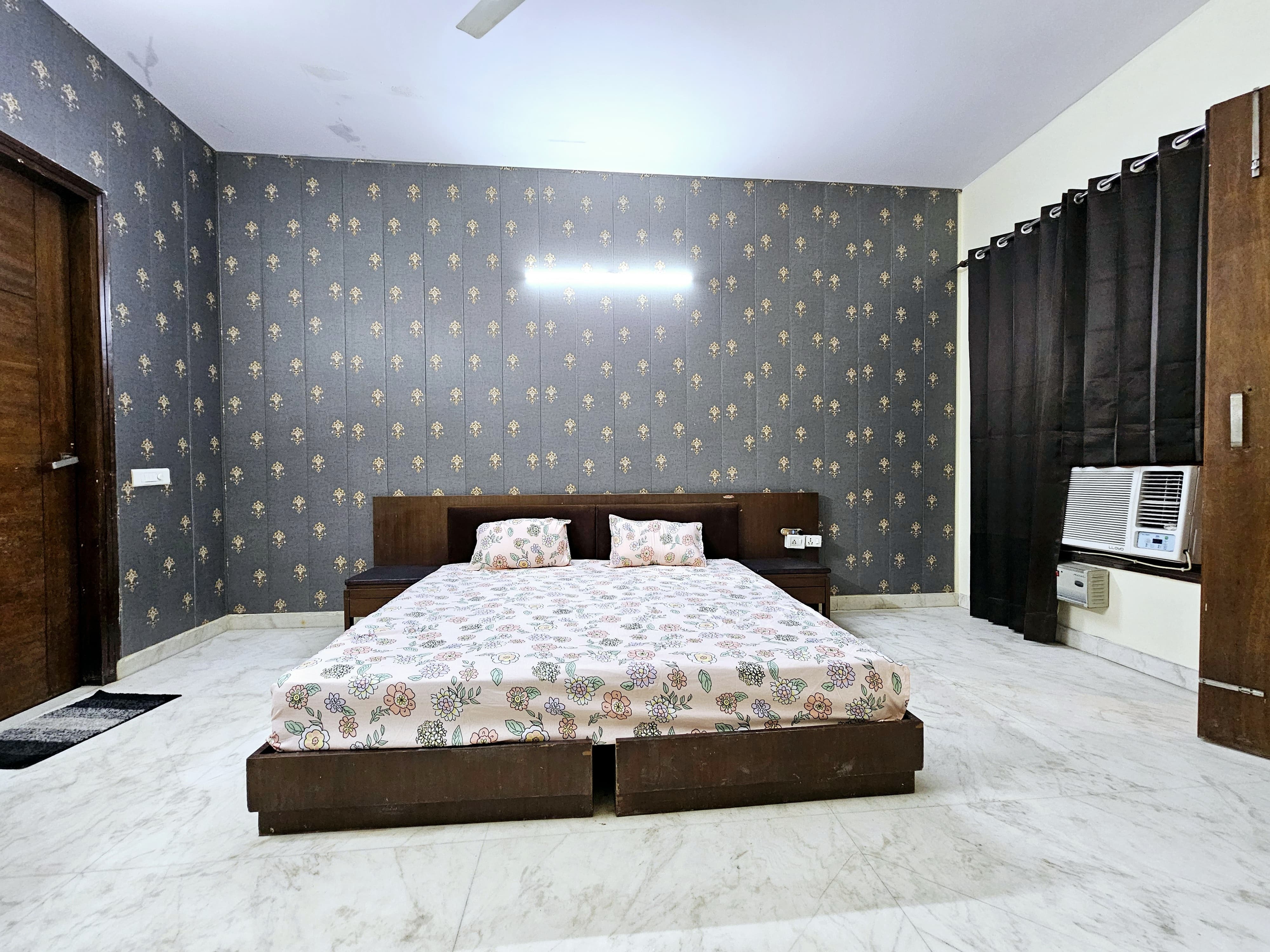 Amrit Residency — photo 1