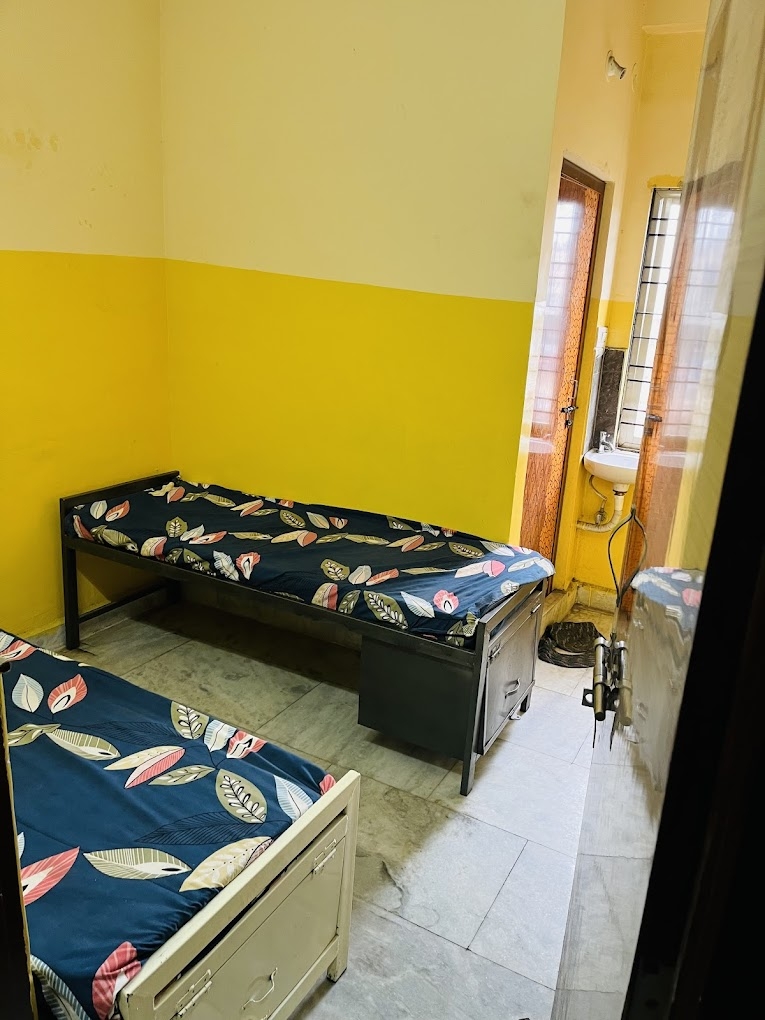 CLASSIC MEN’S HOSTEL — photo 5