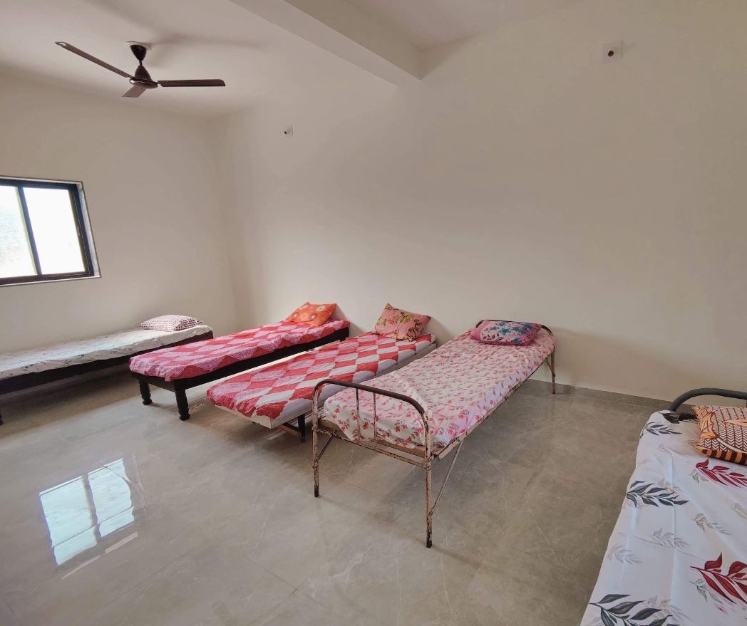SMVS Paying Guest — photo 1