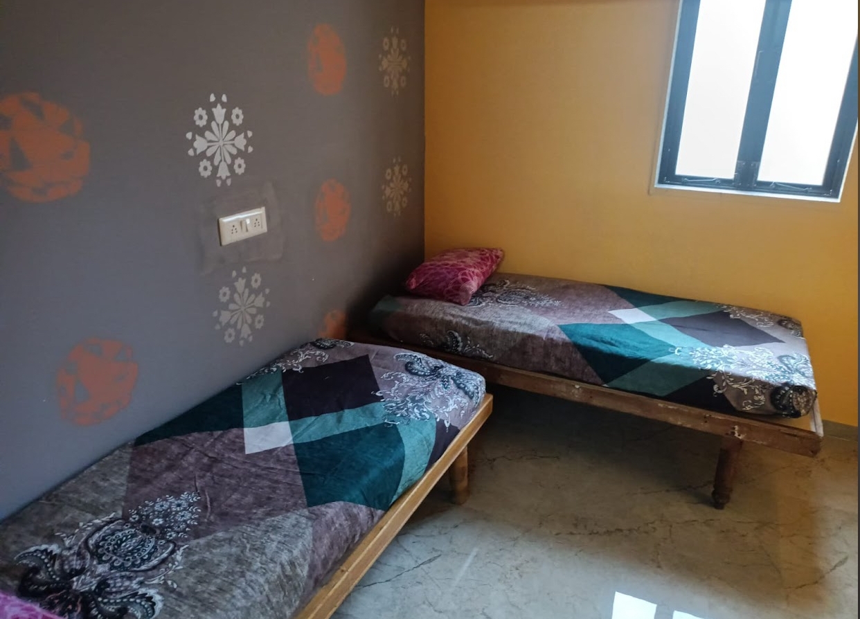 SHIVAY BOYS & GIRLS PG — photo 5